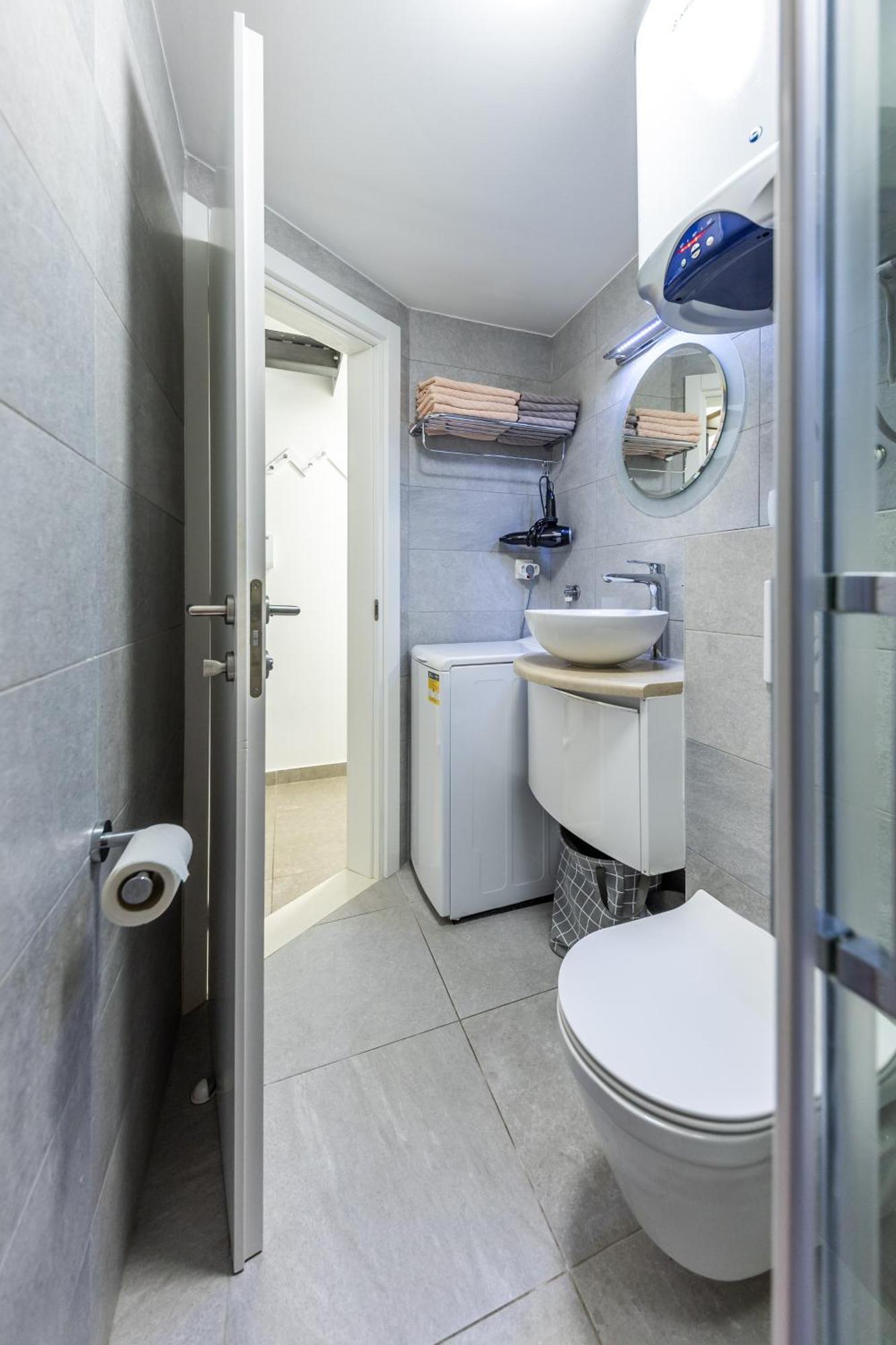 New Modern Studio Apartment Nina Дубровник Экстерьер фото